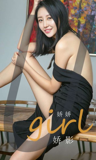 女子忘关门幼童跑下车遭碾压